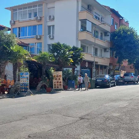 нина Διαμέρισμα Πομόριε